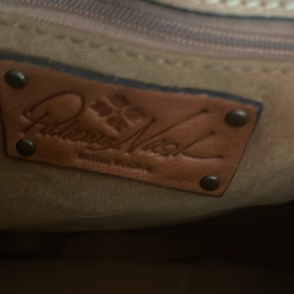 Patricia Nash Studded Saddle Bag Shoulder / Messenger Handbag NWT - Picture 5 of 11